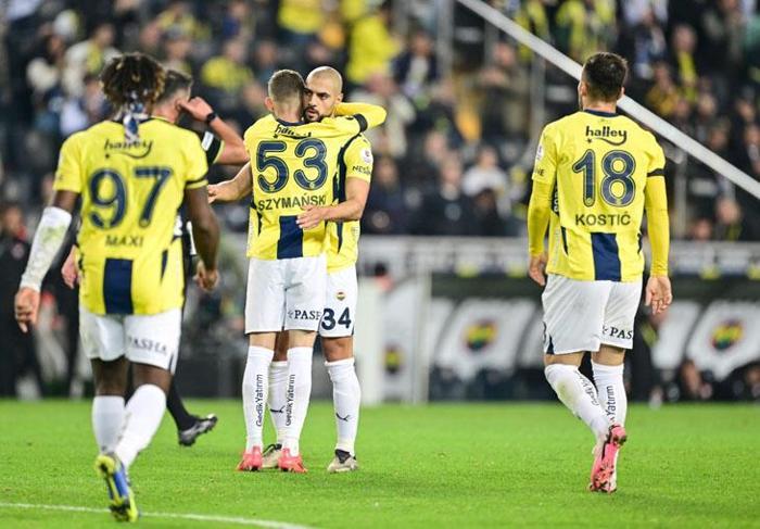 FENER KADIKÖYDE FARKLI KAZANDI