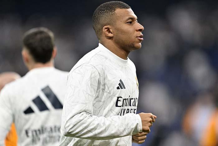 Real Madride transfer olarak hayatının hatasını yaptı Mbappeyi yerden yere vurdu