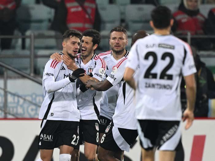 Nihat Kahveci Rizespor-Beşiktaş maçı sonrası deliye döndü Kaplumbağa bile daha hızlıdır, yeteneklerini mi unuttun