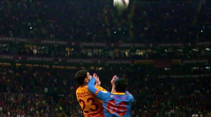 Trioda Galatasaray - Göztepe maçının tartışmalı pozisyonları: VAR müdahale etmeliydi, tartışmasız penaltı