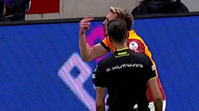 Trioda Galatasaray - Göztepe maçının tartışmalı pozisyonları: VAR müdahale etmeliydi, tartışmasız penaltı