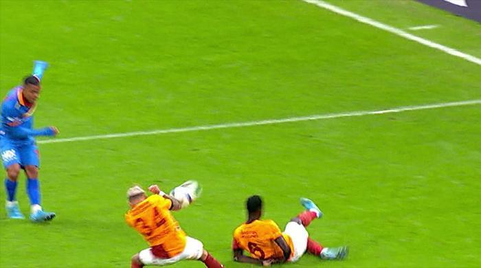 Trioda Galatasaray - Göztepe maçının tartışmalı pozisyonları: VAR müdahale etmeliydi, tartışmasız penaltı