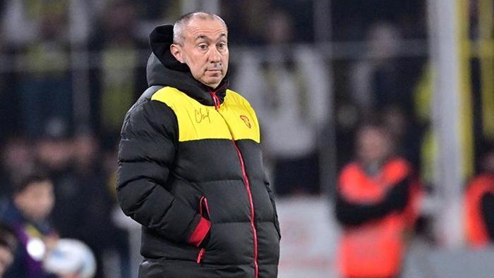 STOILOV: İYİ VE GENÇ BİR TAKIMIZ
