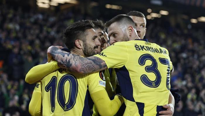 Fenerbahçe ve Galatasarayın oranları değişti: Avrupa Ligi kazanma ihtimalinde sert düşüş