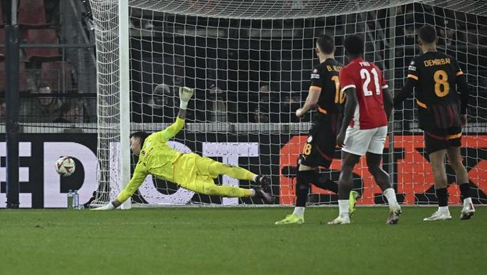 Fenerbahçe ve Galatasarayın oranları değişti: Avrupa Ligi kazanma ihtimalinde sert düşüş