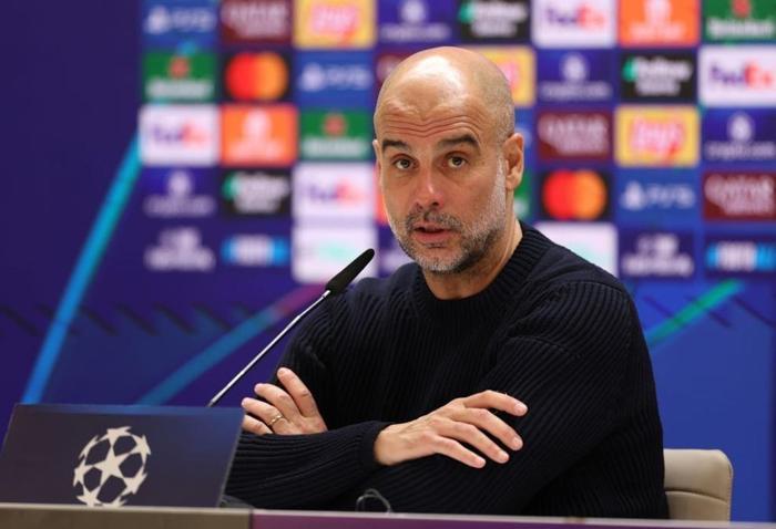GİTME KAL GUARDIOLA