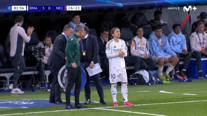 MODRIC GİRDİ, ÖMER ÜRÜNDÜL SİNİRLENDİ