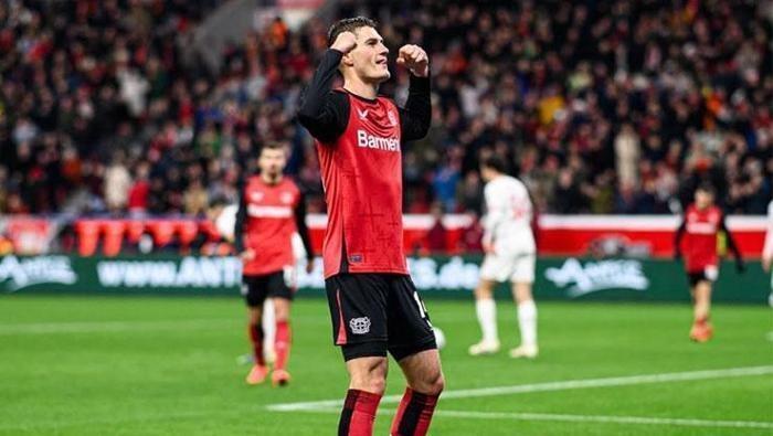PATRIK SCHICK BOMBASI