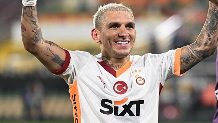 Lucas Torreira çapkınlık turunda Devrim Özkanı çabuk unuttu | Kız arkadaşını sakinleştirdi