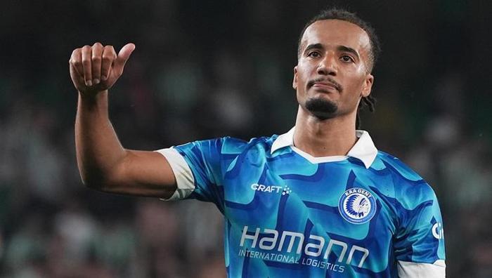 Yıldız sol bekten transfer itirafı: Fenerbahçe ve Galatasaray açıklaması