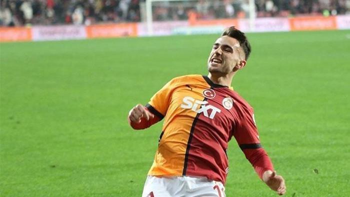 Galatasarayda Yunus Akgün için son karar: İmzalar ha atıldı, ha atılacak derken...