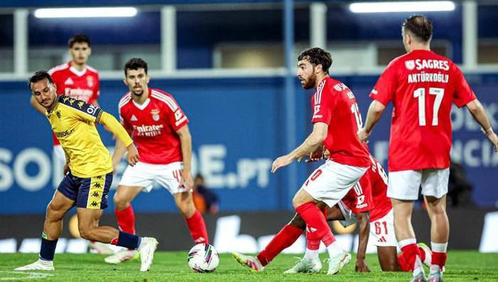 Golden 5 dakika önce eşime söyledim Kerem Aktürkoğlu için olay ifade: Benfica, Estorile acımadı