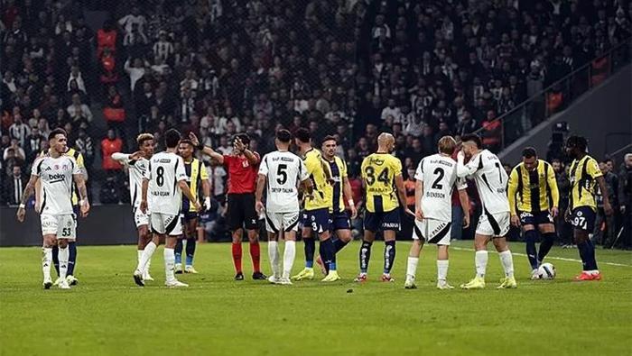 Fenerbahçe mi Beşiktaş mı Kazanabileceğine inanmıyorum Josef de Souzadan olay iddia