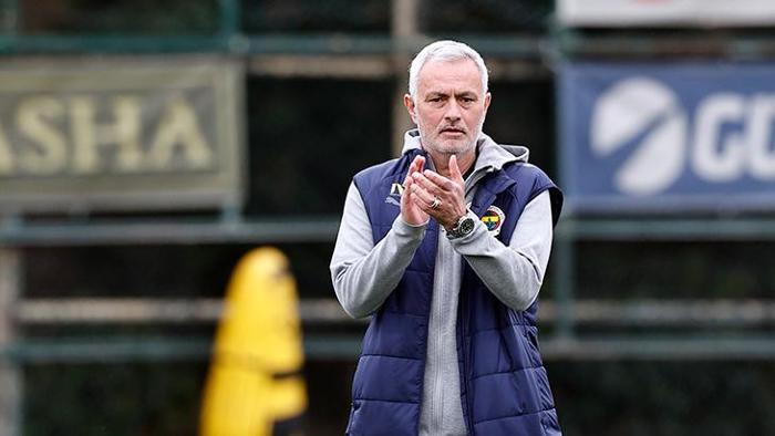 Ve Jose Mourinho için resmi açıklama geldi Davet edildi, cevabı bekleniyor...