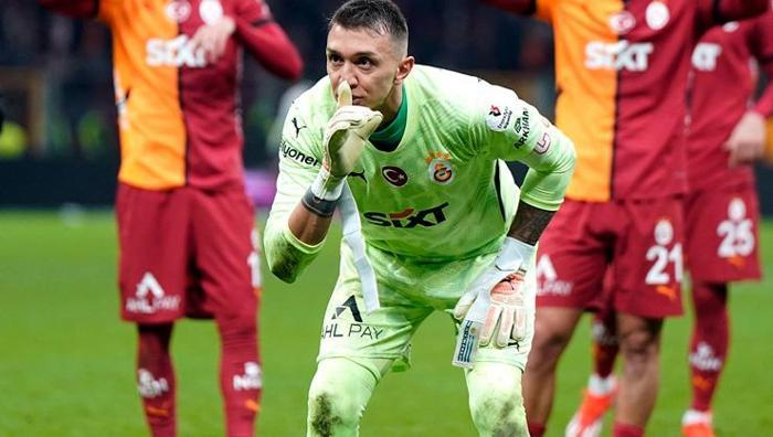 Ve Galatasarayda o gün geldi, çattı: İki kupayla veda edecek