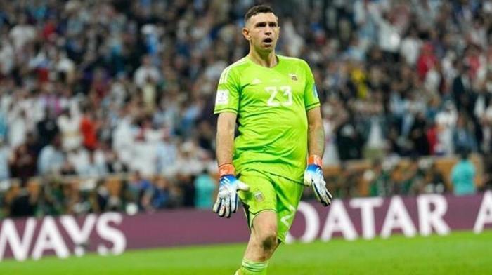 FENERBAHÇE LİSTEYE ALDI