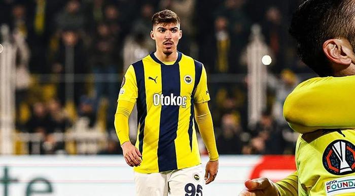 Mourinhonun prensi Yusuf Akçiçeke resmi transfer teklifi Fenerbahçe cevap verdi