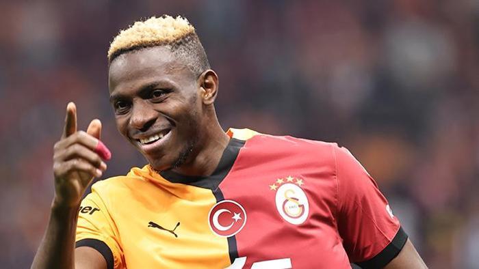 SEVİLDİĞİNİ BİLİYOR