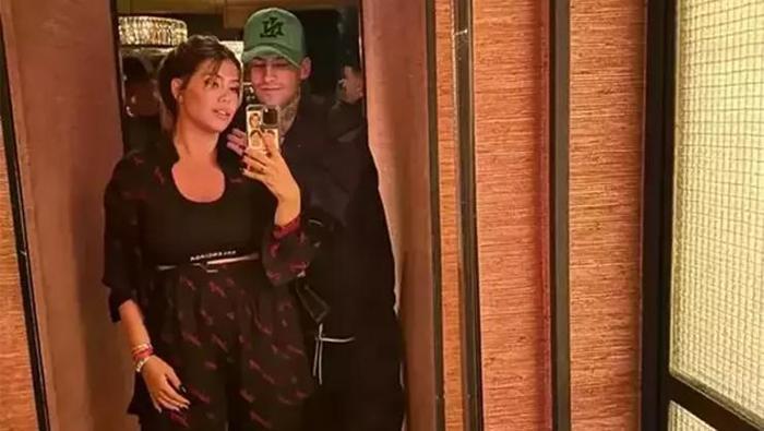 Icardi ve sevgilisi China Suarez evleniyor mu Şok paylaşım Wanda Nara yine işbaşında