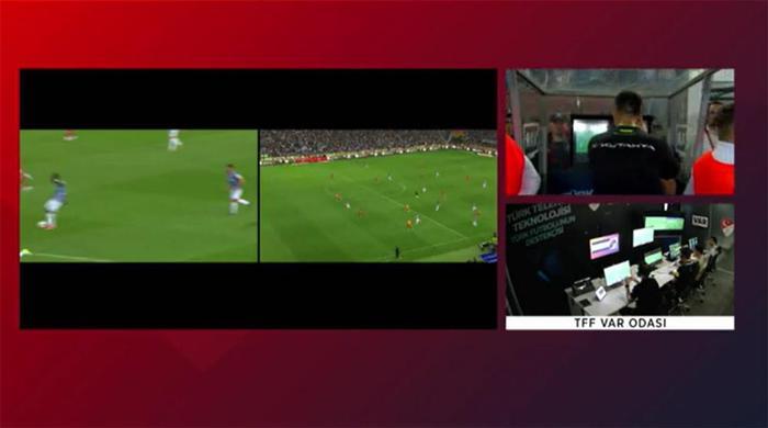Trabzonspor - Galatasaray maçına damga vuran pozisyonu Trio ekibi değerlendirdi Maça damga vuran Muslera - Visca pozisyonu