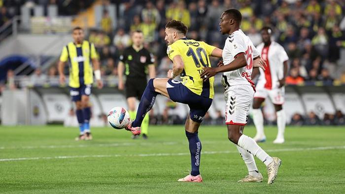 Fenerbahçe gelecek sezonun ilk transfer teklifini yaptı: Ali Koç devreye girdi Operasyon başladı