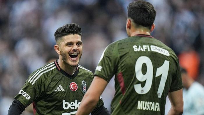 HER MAÇ DERBİ OLSA / SERKAN AKCAN - FANATİK