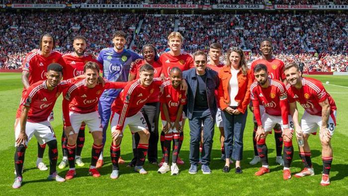Manchester United-West Ham maçı sonrası İngilizlerden Altay Bayındır için olay sözler: Sözde savunma kalkanı