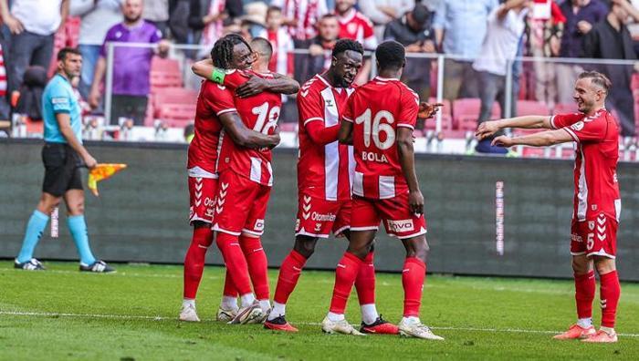 SAMSUNSPOR AVRUPA BİLETİNİ KAPTI