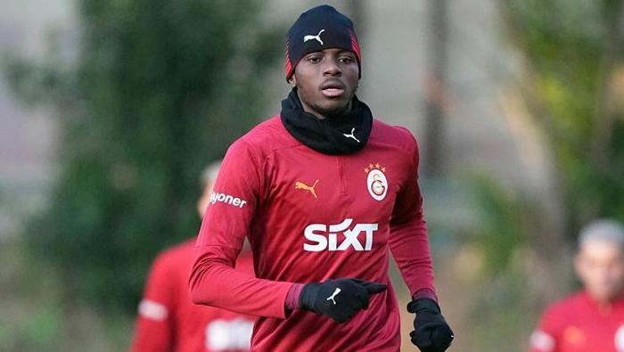 Victor Osimhen Adayı salladı: Galatasarayın yıldızı için birbirlerine girdiler Transferde büyük rekabet