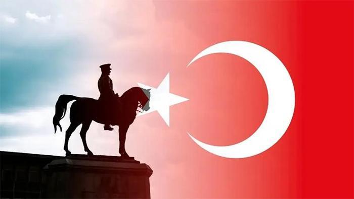 En anlamlı 19 Mayıs şiirleri | Kısa, uzun 2, 3, 4 kıtalık Atatürkü Anma, Gençlik ve Spor Bayramı şiirleri: İlkokul, ortaokul ve lise için