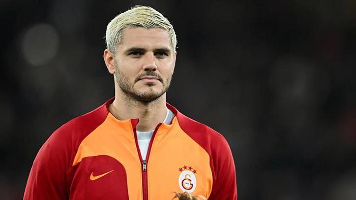 ÖZEL UÇAKLA İSTANBULA GELDİ