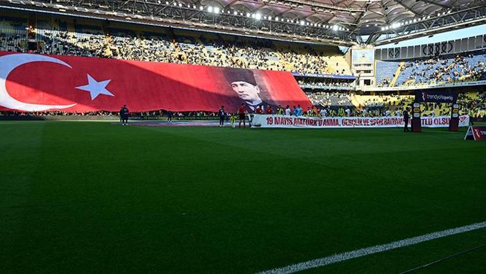 KADIKÖY ESKİ HAVASINDAN UZAK DURUMDA