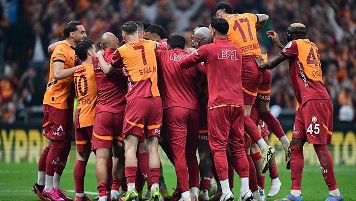 Galatasaray Sportif AŞ Başkan Vekili İbrahim Hatipoğlu Şampiyonluğumuzu çalmaya çalıştılar | Osimhen açıklaması