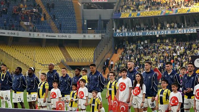Fenerbahçede yeni transfer geldiği gibi gidiyor Büyük zarar kabul edildi