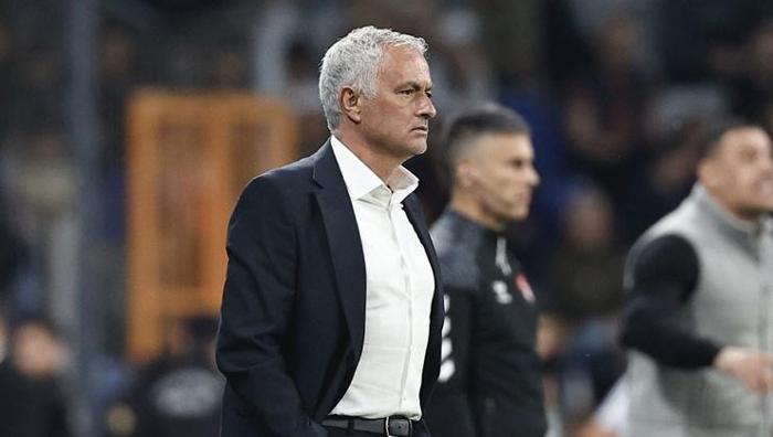 UEFA Avrupa Ligi finalinde Fenerbahçe sürprizi: Jose Mourinho maçı dikkatle izleyecek