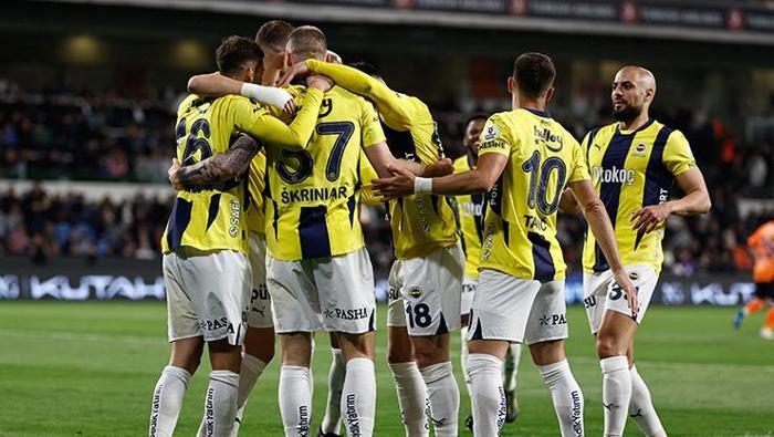 Fenerbahçenin yıldızı Fransayı birbirine kattı Transfer için dev yarış...