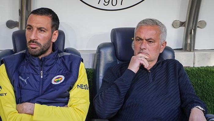 Jose Mourinho Fiumicinoda ortaya çıktı İtalyanlar görüntüsünü yayınladı: Olay iddia