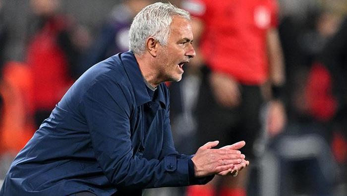 Mourinhoya usta isimden sert sözler: Kibir abidesi | Portekizli iflas etmiştir