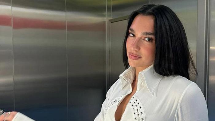 DUA LIPA SÜRPRİZİ