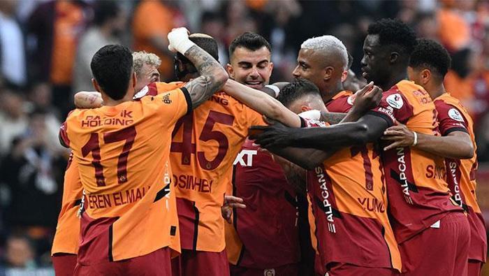 Galatasaray iç transferde harekete geçti Dev operasyon başladı