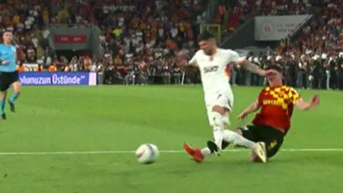 VAR MÜDAHALESİ GEREKLİ