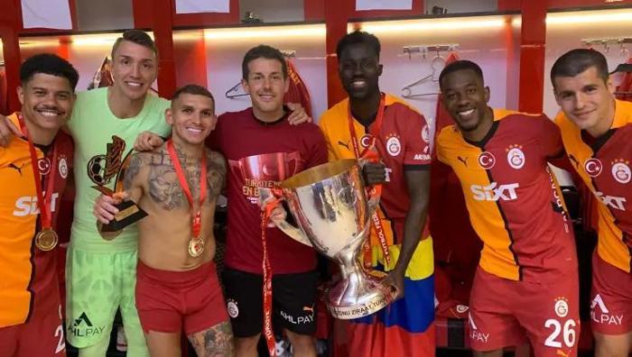 “‘Galatasaray, like the Chicago Bulls...’ Okan Buruk’s assistant Gómez shares explosive remarks: There was no need for Mourinho