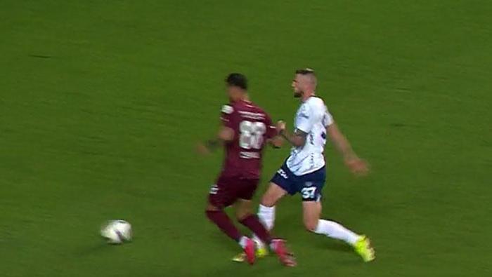 PENALTI DEĞİL