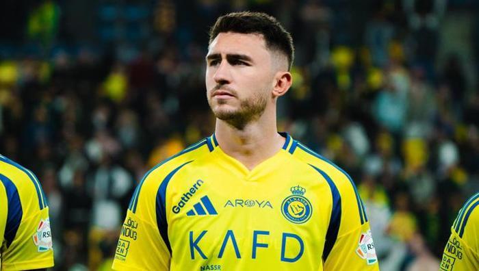 Galatasaraya transfer şoku Sözleşmesini feshedip, Fransaya gidiyor