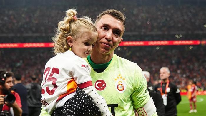 TARİHE DAMGA VURAN ADAM ARTIK YOK