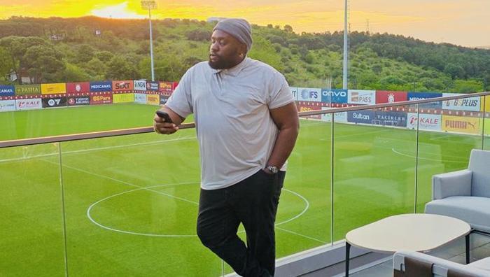 Osimhenin arkadaşı transferi açıkladı: Menajerleri İstanbula geldi Galatasarayda Bernardo Silva gerçeği