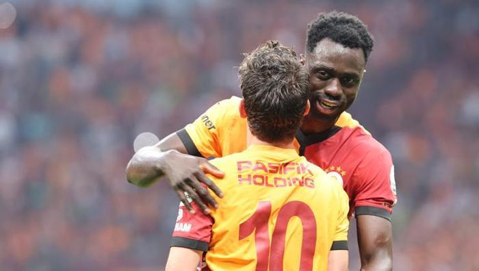 -Rakiplerde seni en çok zorlayan futbolcu