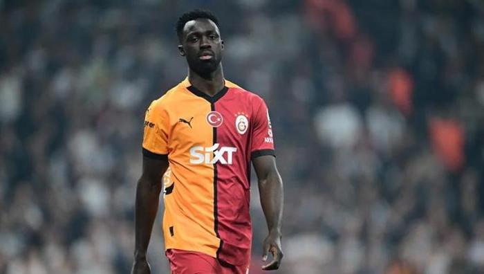 Galatasarayda Davinson Sanchezden transfer itirafı: Çok fazla seçenek var Osimhene ihtiyacımız var