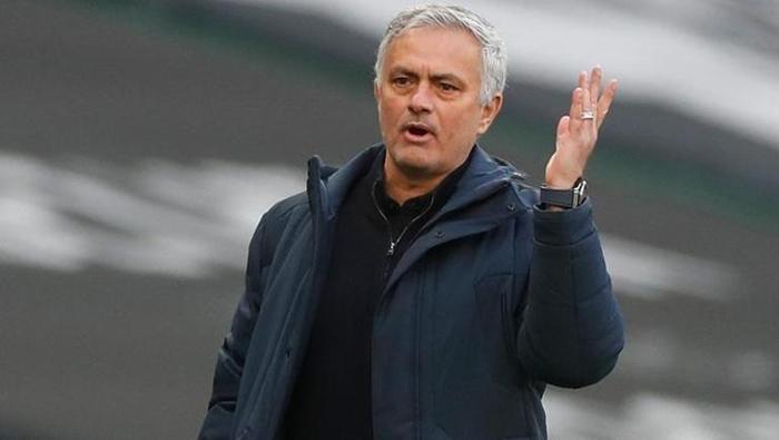 Mourinhoya zehir zemberek sözler Ya egosundan kurtulmalı ya da emekliliği düşünmeli