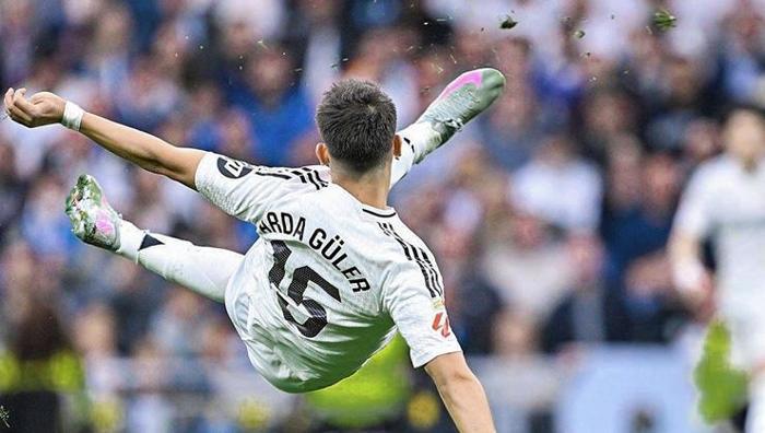 Arda Güler için transfer fişeği ateşlendi Real Madridin kararı belli: İlk görüşme yapıldı
